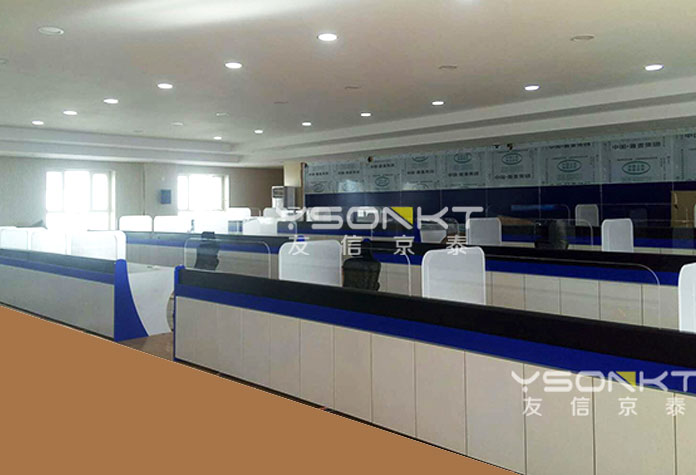 新疆某市維穩指揮中心控制臺定制